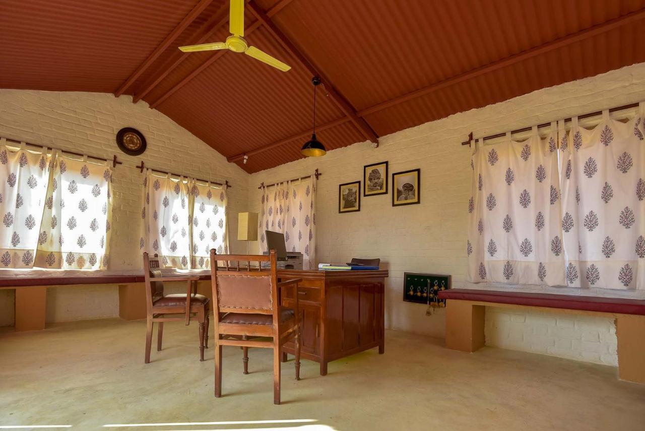 Camp Lands End Hotel พุชการ์ ภายนอก รูปภาพ