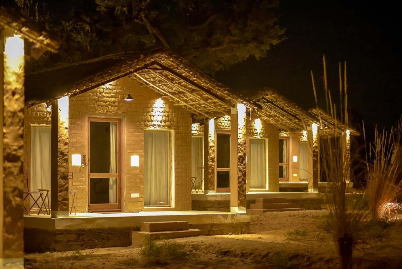 Camp Lands End Hotel พุชการ์ ภายนอก รูปภาพ