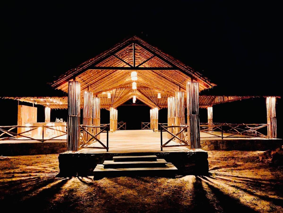 Camp Lands End Hotel พุชการ์ ภายนอก รูปภาพ